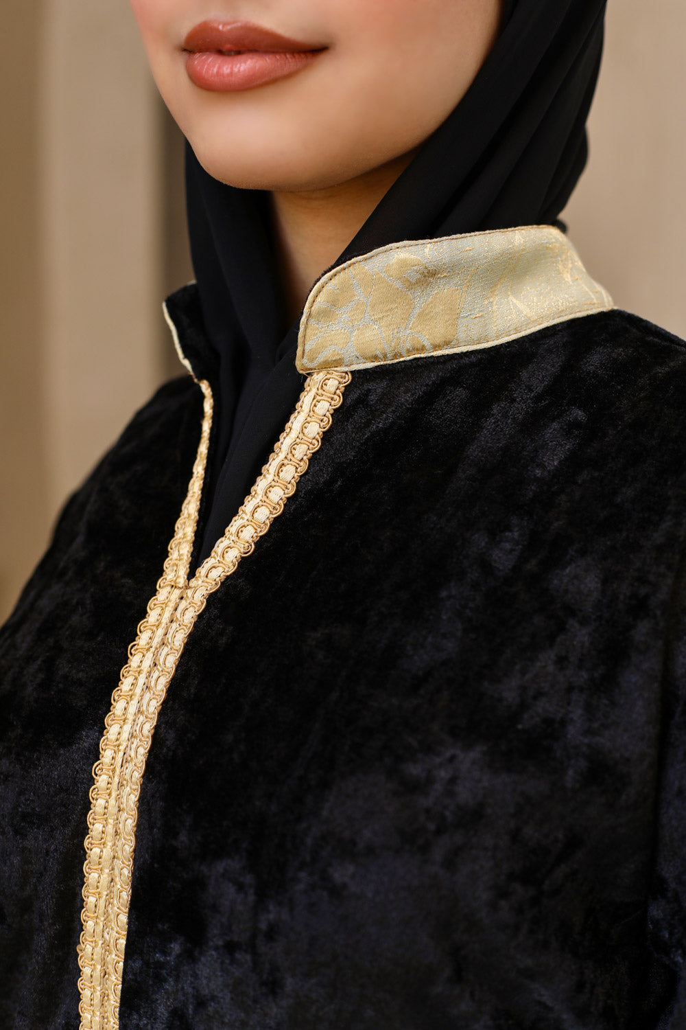 OLFA ABAYA