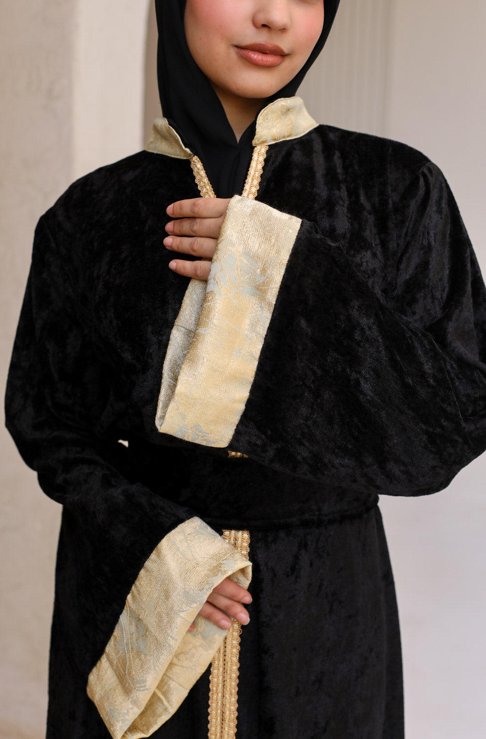 OLFA ABAYA