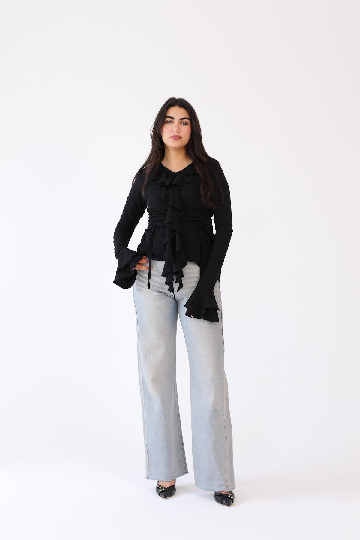 EVERYDAY RUFFLE TOP black