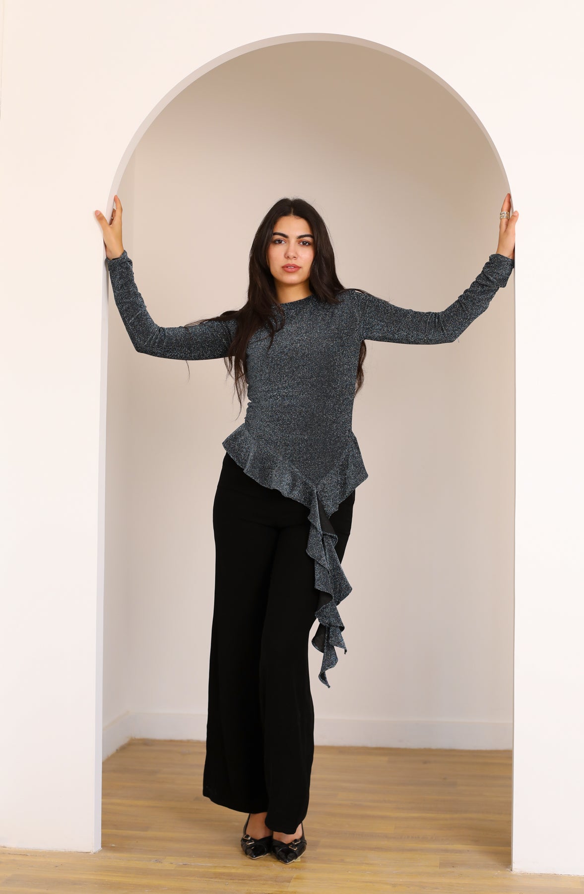 MIDNIGHT RUFFLE TOP