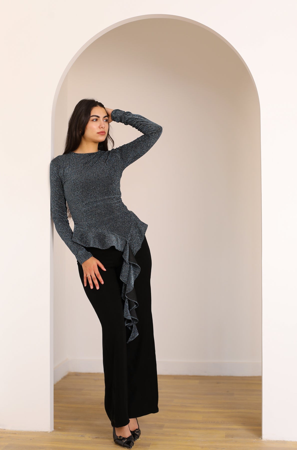 MIDNIGHT RUFFLE TOP